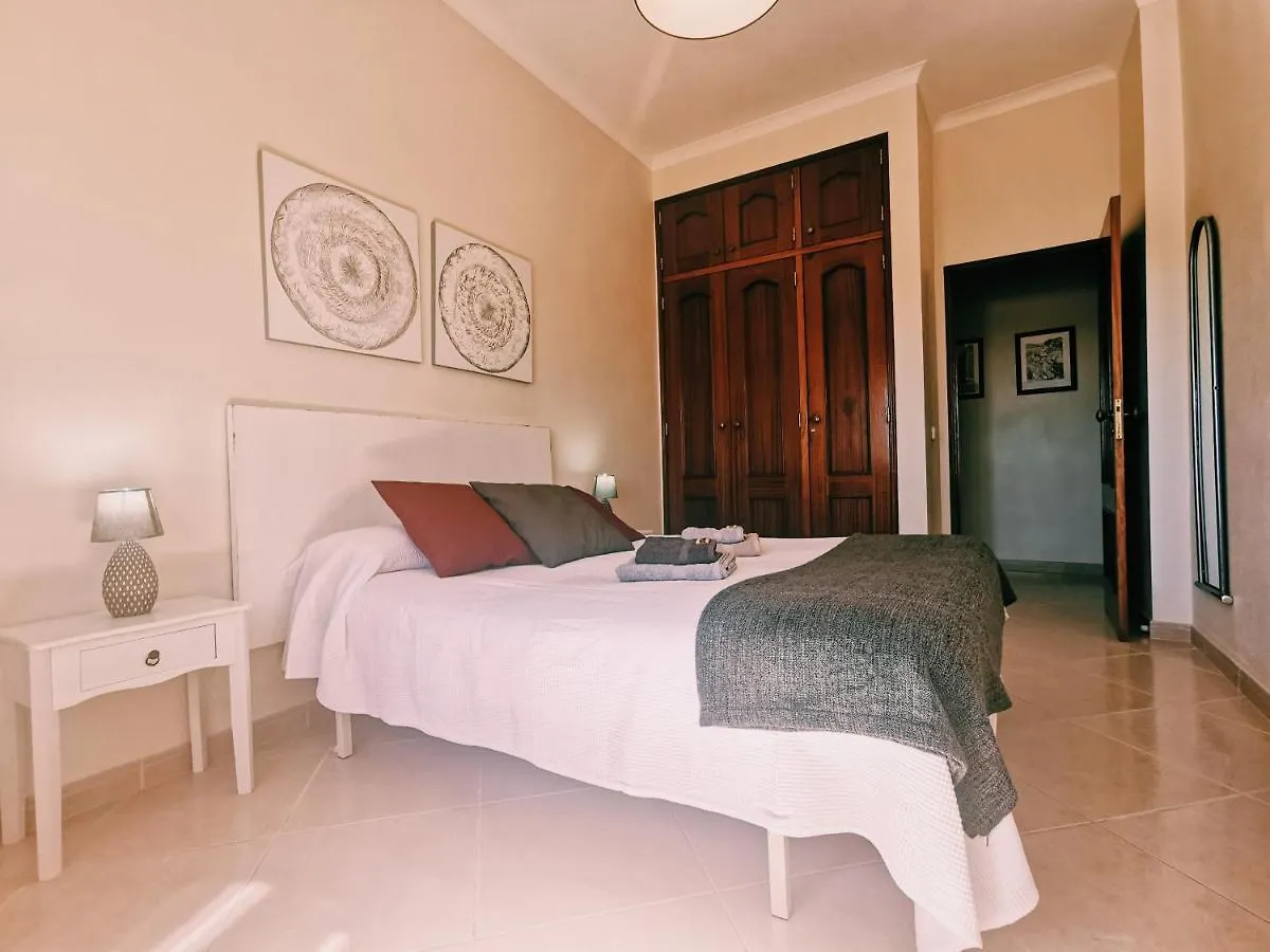 Kintsugi House Lagos Apartmán